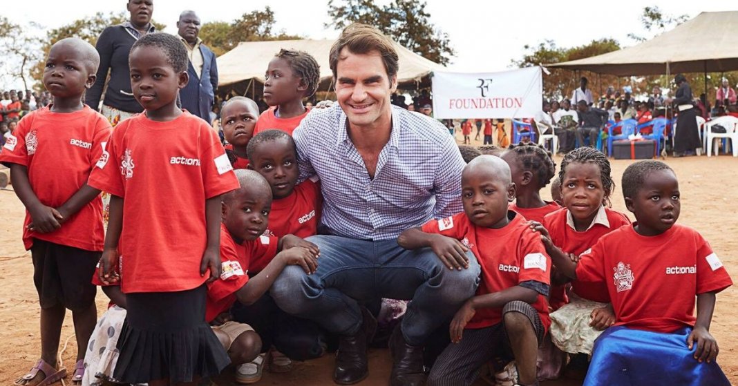 Roger Federer fornece educação e comida para um milhão de crianças