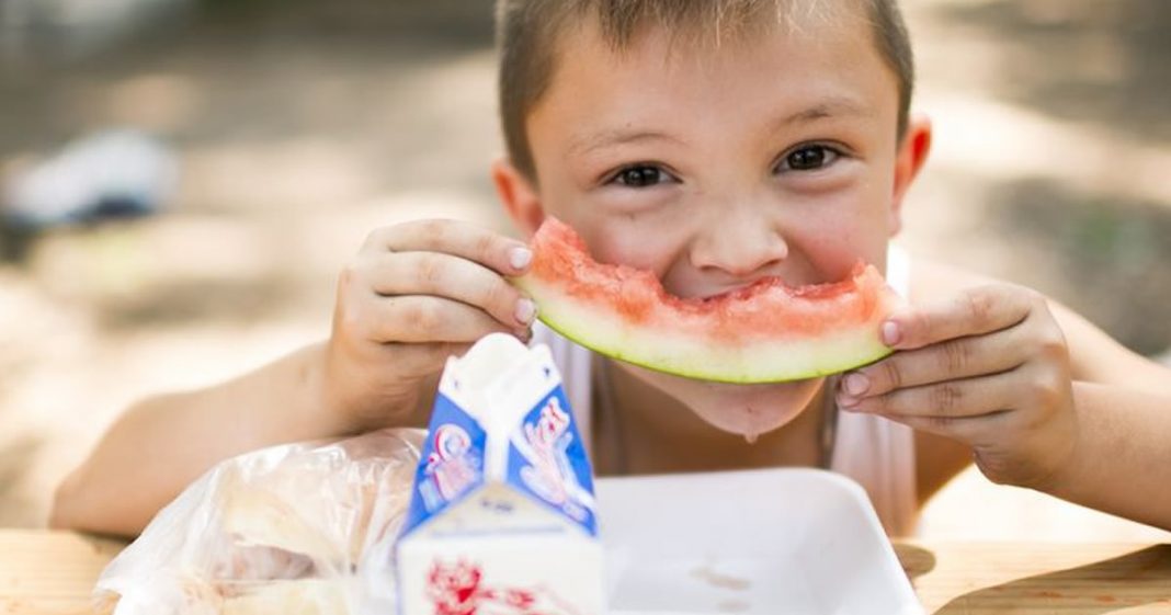 FOME: ‘Muita gente vendia o almoço pra comprar a janta”. E agora?