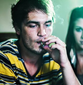 “Meu namorado fuma maconha e eu não aceito!”