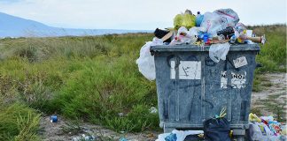 Cientistas desenvolvem enzima que ‘come’ plástico em menos de 24hs